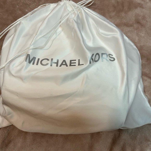 Michael Kors purse NWOT - Picture 14 of 14